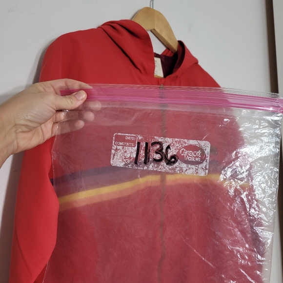 L&P Apparel Lightweight Red Rainbow Stripes Zipper Front Pockets Hoodie Small - Picture 3 of 13